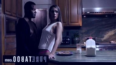 Hot teen girlfriend Jaye Summers visited her ebony boyfriend and got fucked and creampied by her boyfriends horny dad at the kitchen
